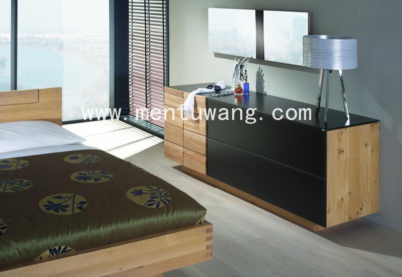 定制衣柜榻榻米 卧室家具，实木家具，整体家居，衣柜